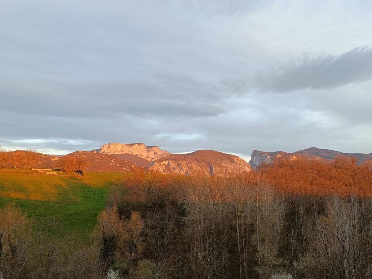 Le Perchoir Du Vercors - Panorama Sur Les Cimes Saint-André-en-Royans Exteriér fotografie