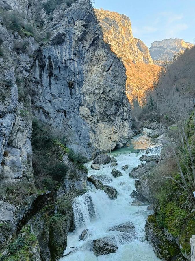 Le Perchoir Du Vercors - Panorama Sur Les Cimes Saint-André-en-Royans Exteriér fotografie